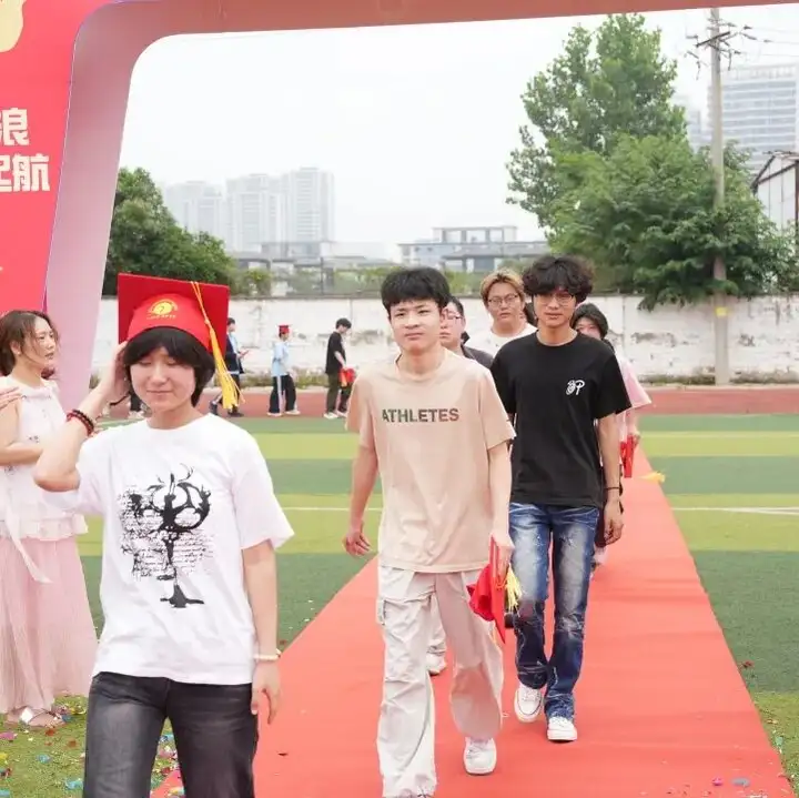 浙江省广播电视中等专业学校富阳校区成人礼暨技能文化节闭幕式(图3)