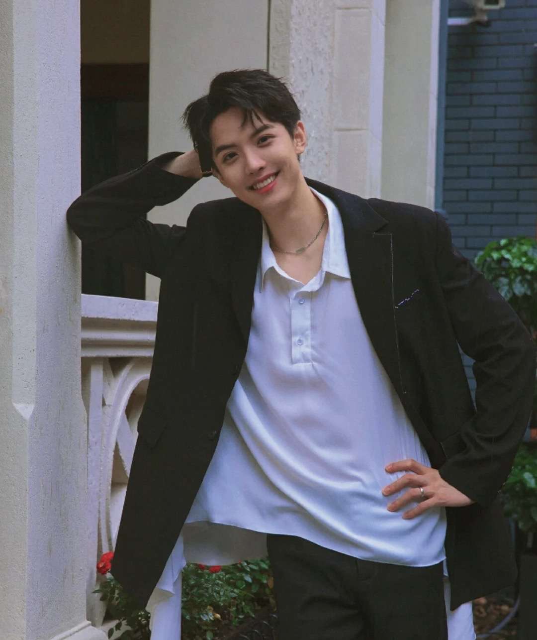 偷写情书的猫 的想法: 【安利2】名侦探学院之周峻纬 我们不可以