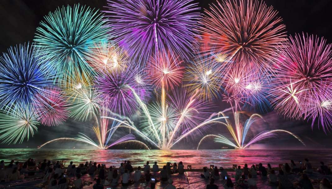 时隔近3年的日本花火大会终于再开放 今年你还会错过吗 知乎