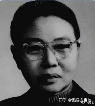 天津西北角,一个普通的刘姓回民商人家也迎来了最小的女儿,起名刘清扬