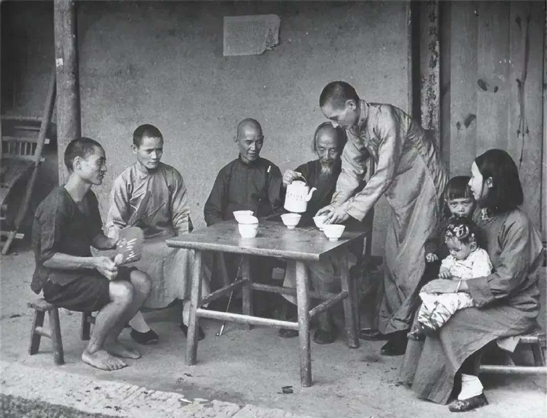 近代中國研究 的想法: 民國初期的老百姓生活百態老照片 家裡有