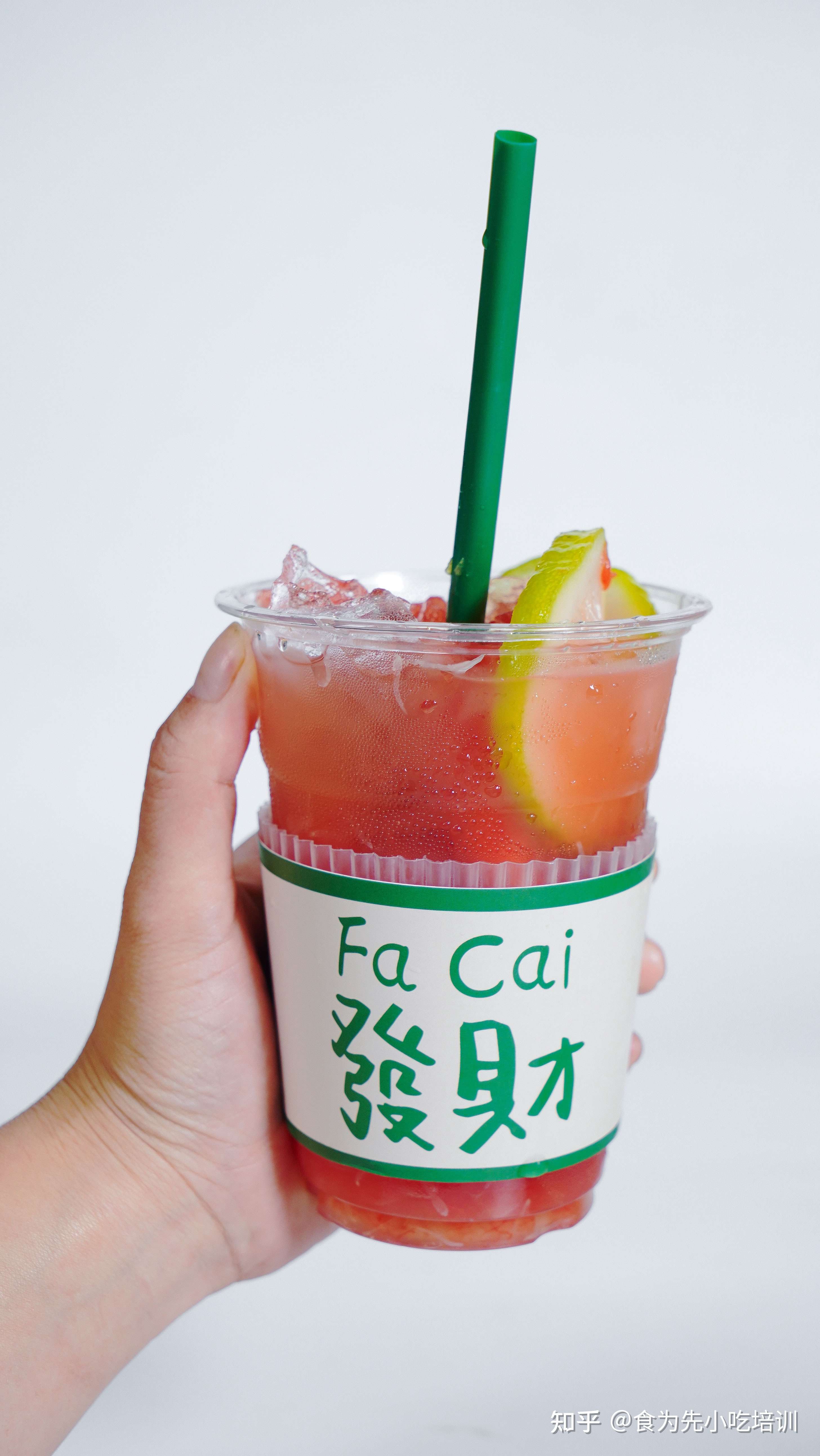 食为先小吃培训 的想法: 手打柠檬茶,新品上市~ 口感丰富,365天