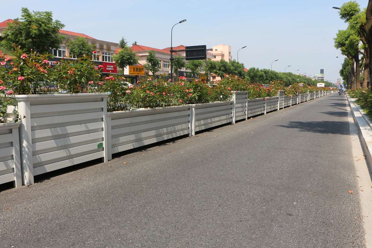 海宁南苑路道路花箱处处可见花最美的风景都在路上 知乎