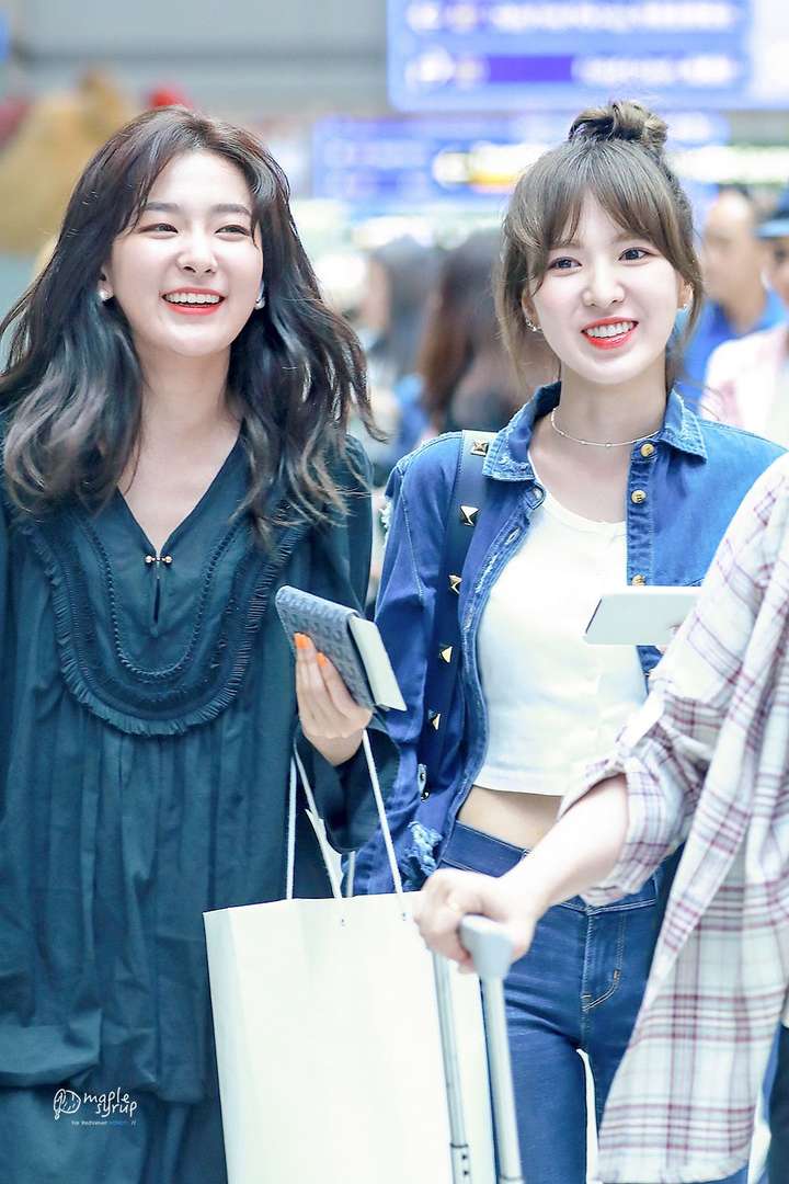 为什么总感觉朴智旻喜欢姜涩琪?