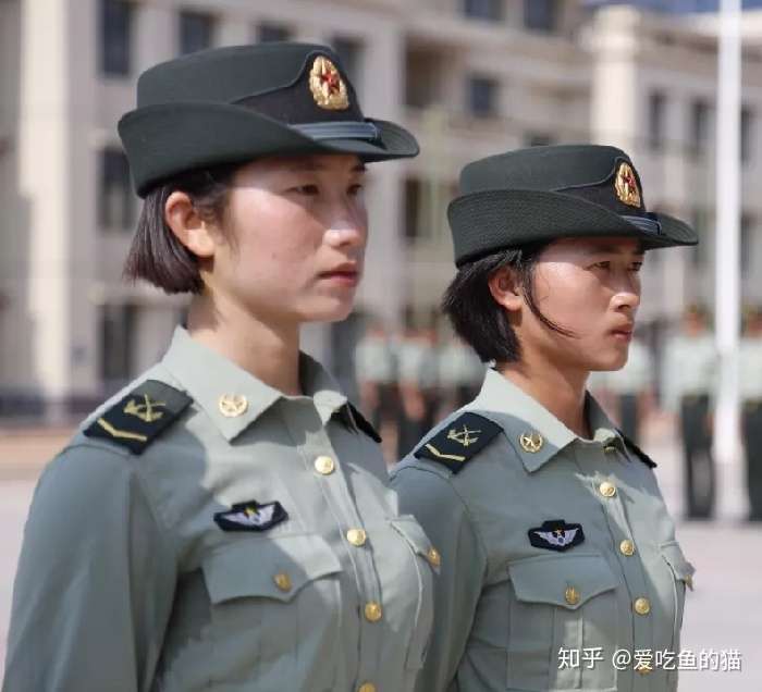 女生徵兵的要求是什麼,學歷為大專的可以報名嗎?