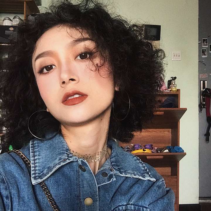 女生留爆炸头是什么体验?