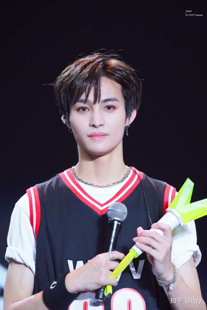 如何评价nct刘扬扬的长相?