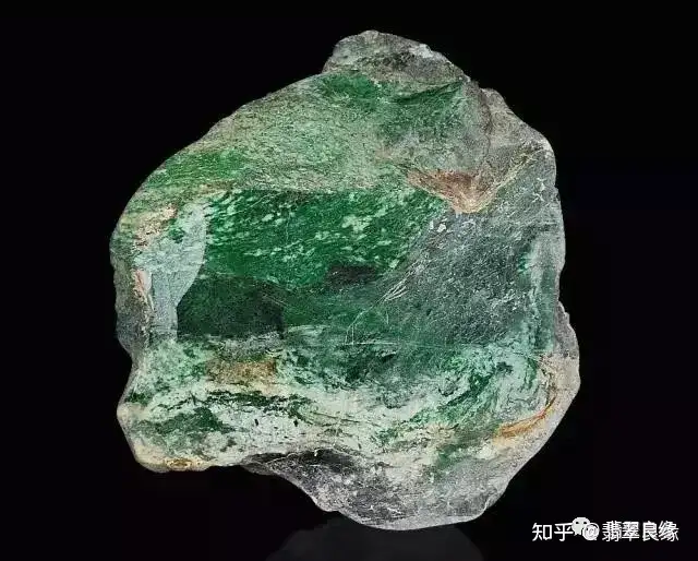 翡翠原石到底有几种 怎么分辨翡翠原石