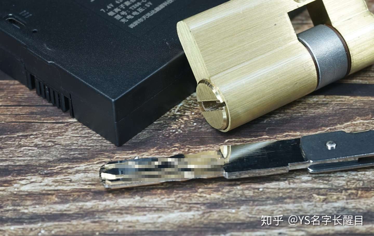 【评测】“嘿,Siri,开门了”:神奇的小燕科技HomeKit全自动智能门锁