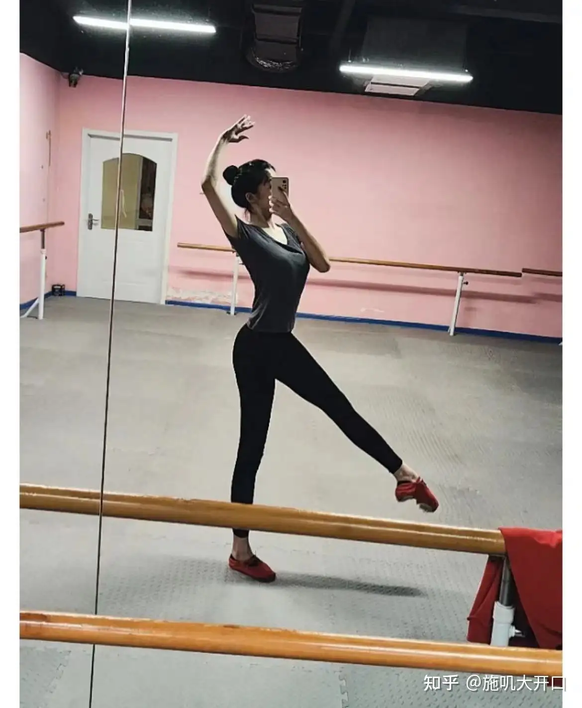 舞蹈生练舞日常！！ - 知乎