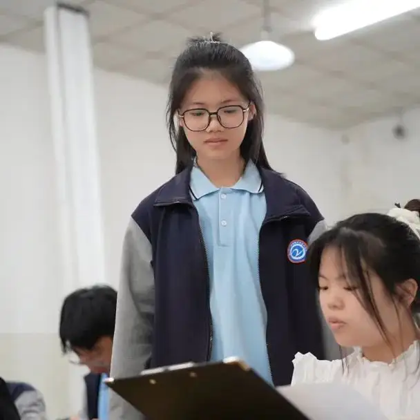 笃志前进 启航梦想| 富阳校区国家奖学金获得者杨雨晴同学风采展示(图8)