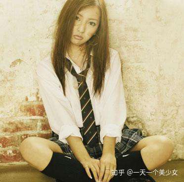 写作板野友美 读作 板野牙美 元神七中那曾经的虎牙美少女 知乎