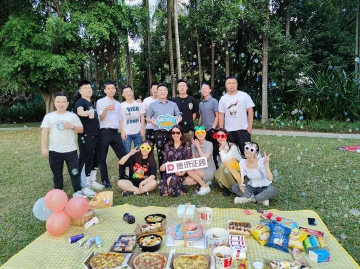 深圳德讯证券 | 出彩德讯人 | 用奋斗撑起心中的梦想 3 深圳德讯证券 | 出彩德讯人 | 用奋斗撑起心中的梦想 3