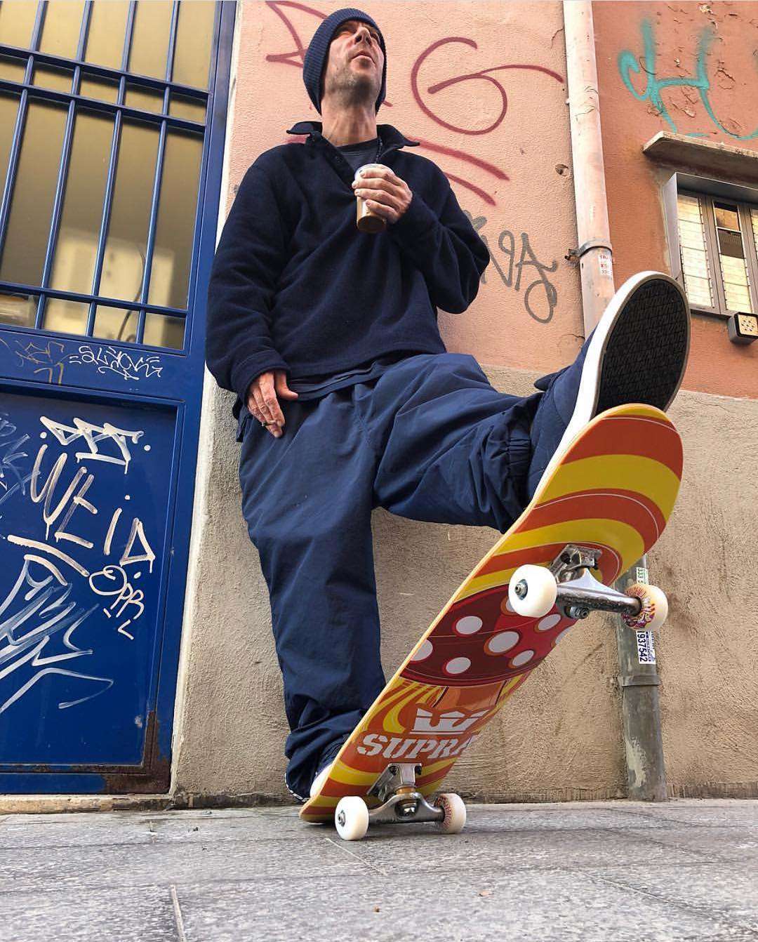 夜凌云 的想法: 要说滑板圈内穿衣自称风格的滑手,tom pe… - 知乎