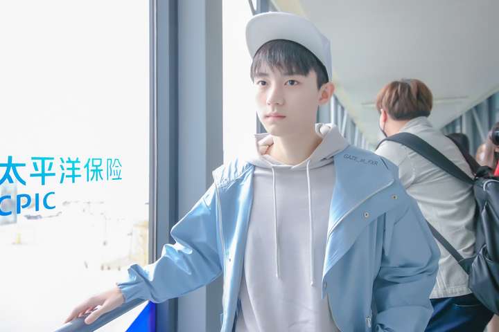 如何评价方翔锐原际画r计划1期生易安音乐社