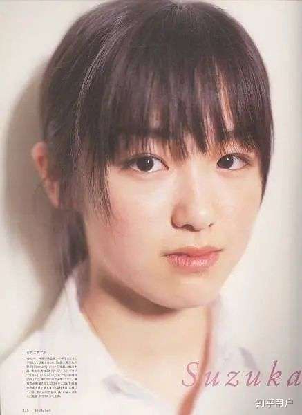 艺伎回忆录里面的小千代眼睛明明是戴的美瞳为何大家会看不出来并认为