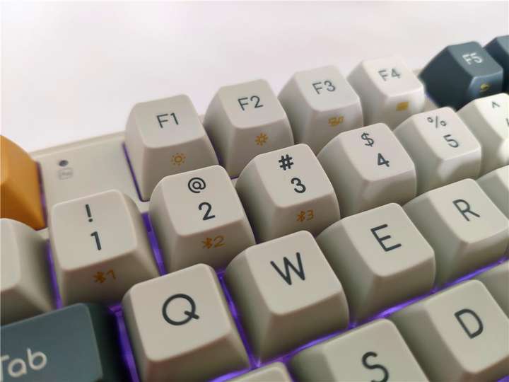 米物ART系列机械键盘 Z870：高颜值、三模兼容、超好用