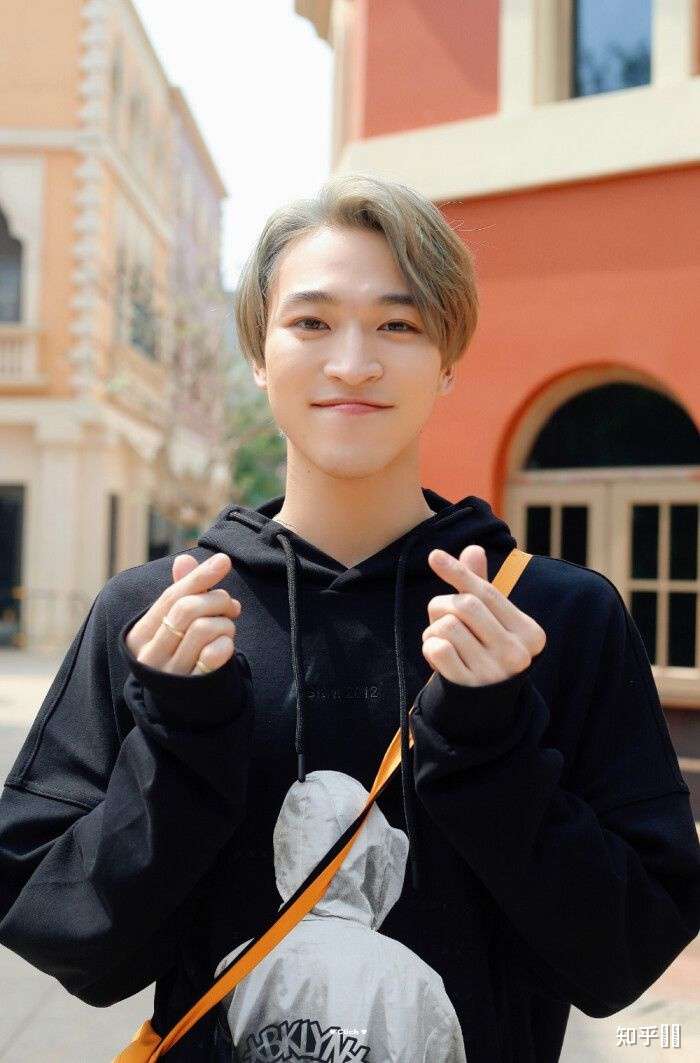 赞多的浪漫体现在哪些地方?