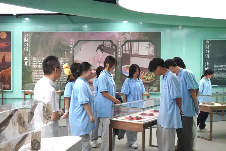 运河糕版映匠心 文脉传承青年行 | 塘栖校区大运河糕版博物馆参观活动(图7)
