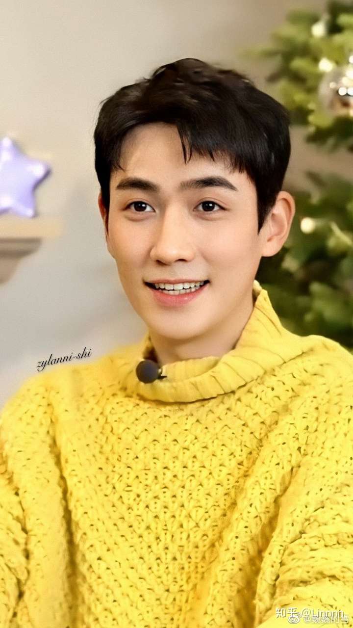 最近因为重启之极海听雷超级喜欢朱一龙想要求求美照