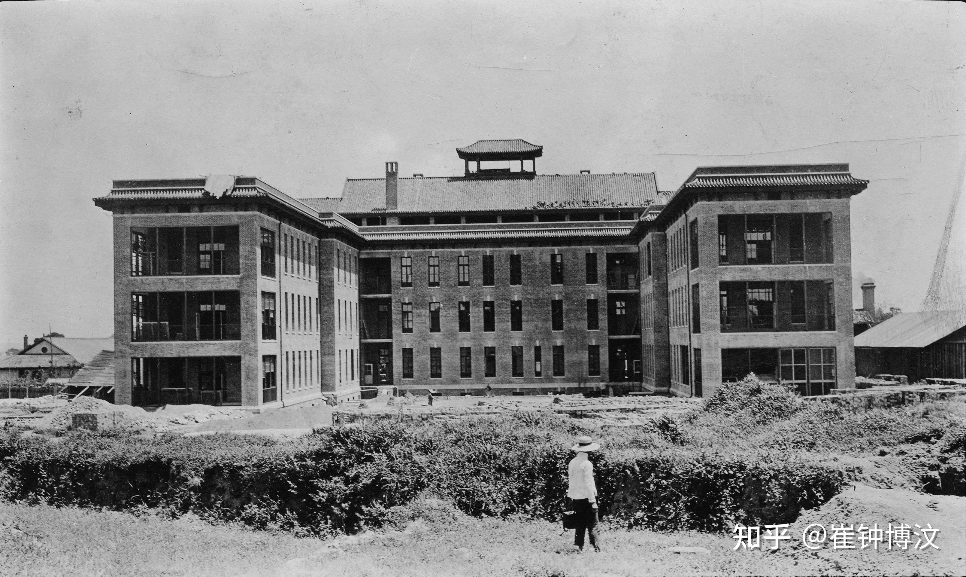 长沙老照片1916年即将竣工的湘雅医院