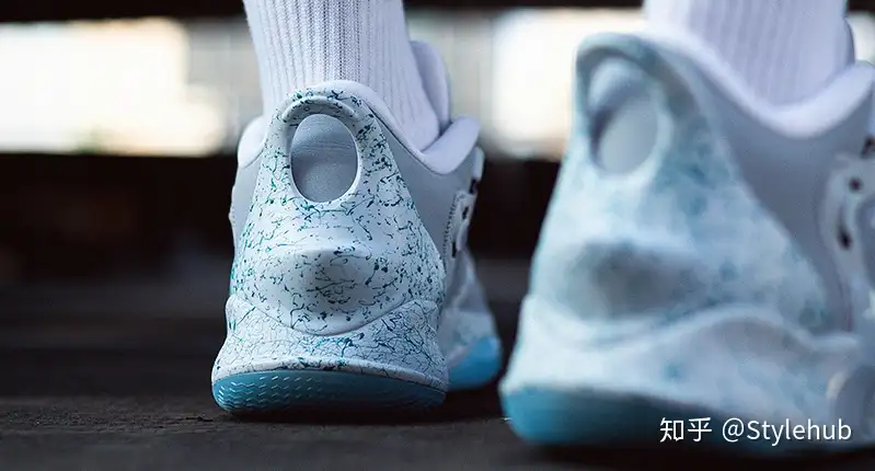 全新MAG 配色Nike Adapt BB 2.0科幻鞋款！梦寐以求的炫酷功能！ - 知乎