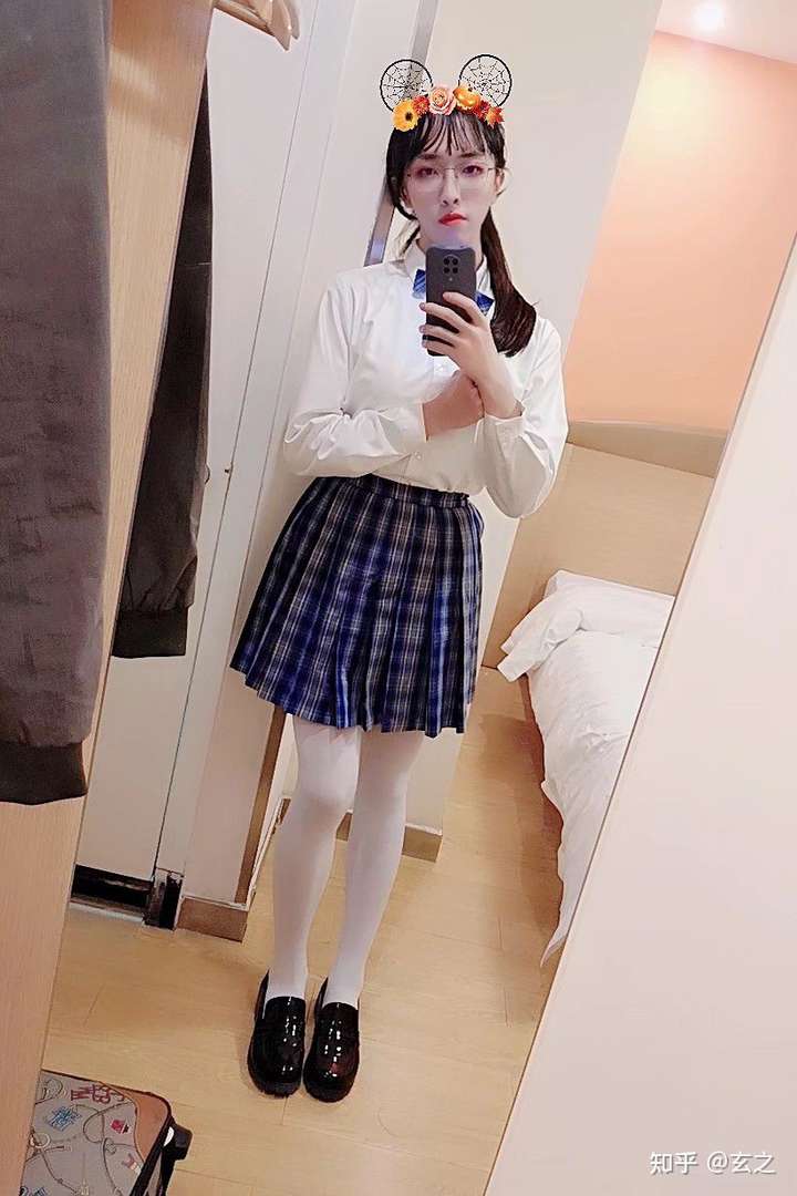 女装大佬会对自己起生理反应吗