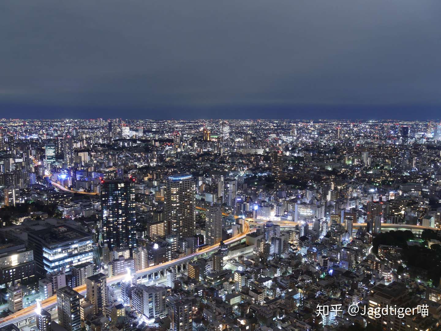 东京夜景二连拍 六本木之丘和东京塔的夜晚梦幻之旅 知乎