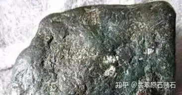 最全15种翡翠原石皮壳知识，翡翠原石图片文字释全！