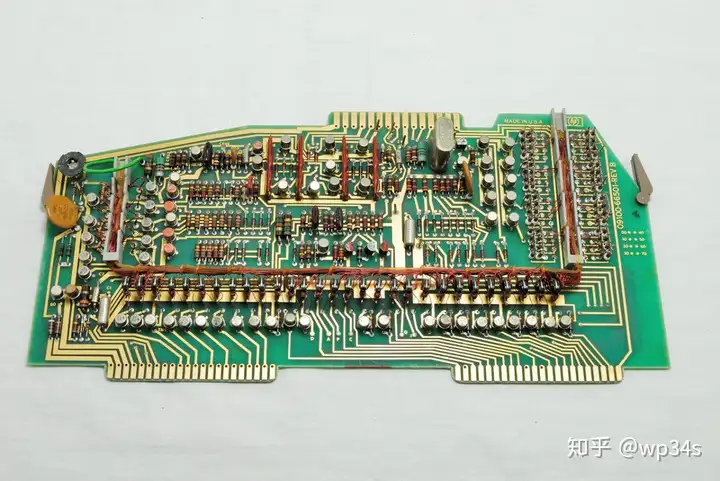 电与磁的极致艺术~1968年的HP9100A晶体管计算器(机)-2