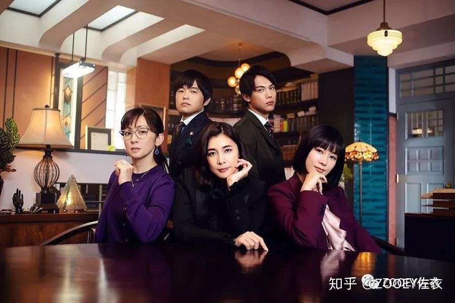 竹内结子 水川麻美 丑闻专门律师queen 第1集穿搭好物 知乎