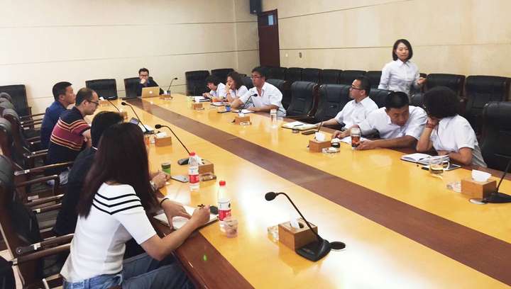 沃盾品牌研究院院长张鸿志受邀与张家口市相关领导共商城市品牌发展