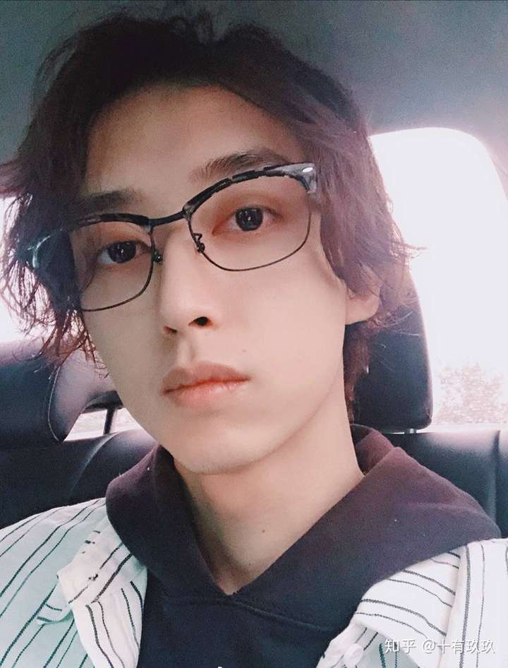 谁能给我介绍一下盗墓笔记重启里饰演刘丧的这个演员