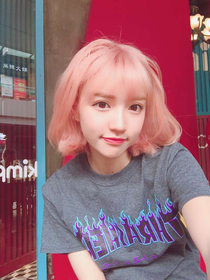 染粉色头发是种怎样的体验?