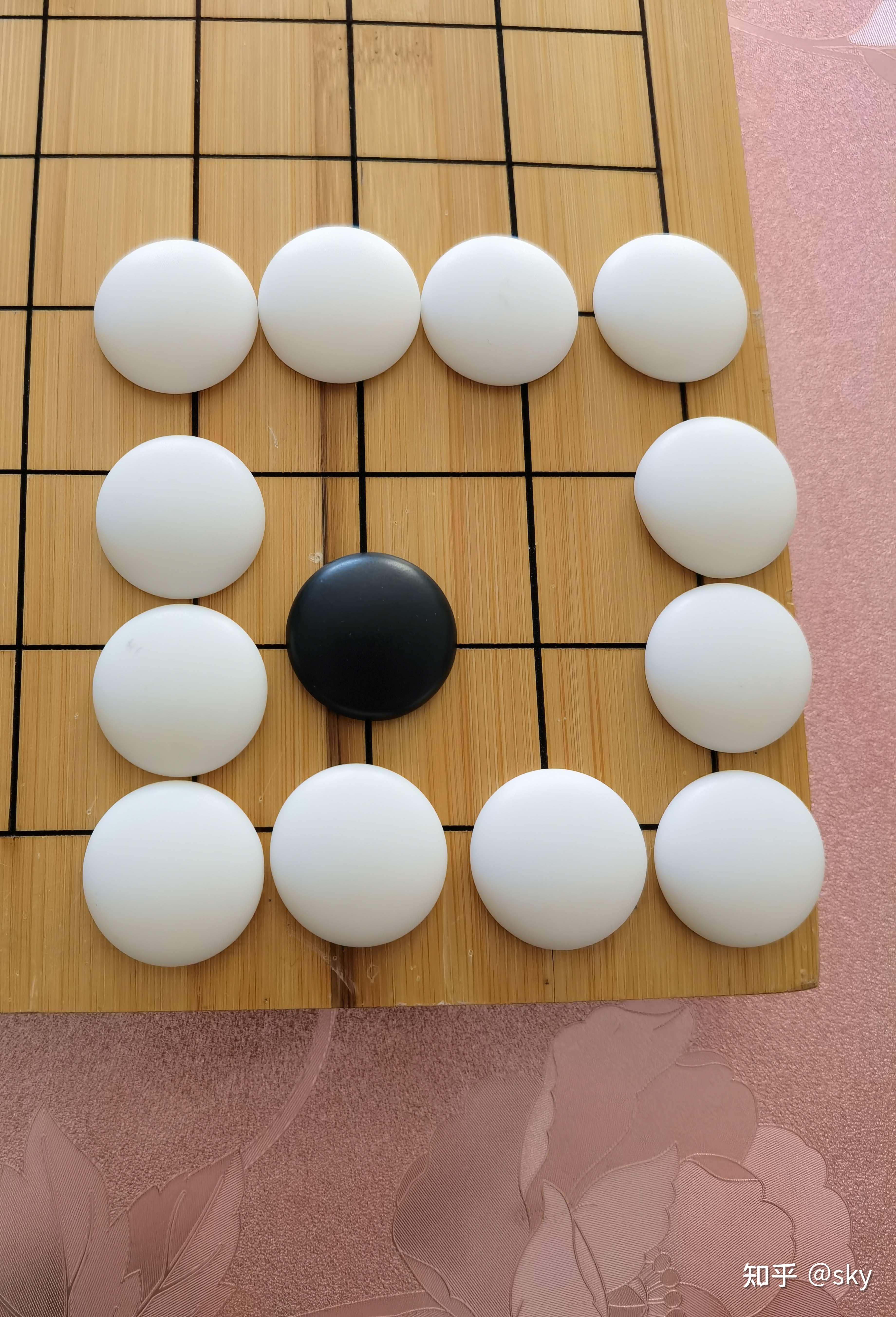 sky 的想法: #围棋# 黑子这种算没气了,可以直接提子… - 知乎