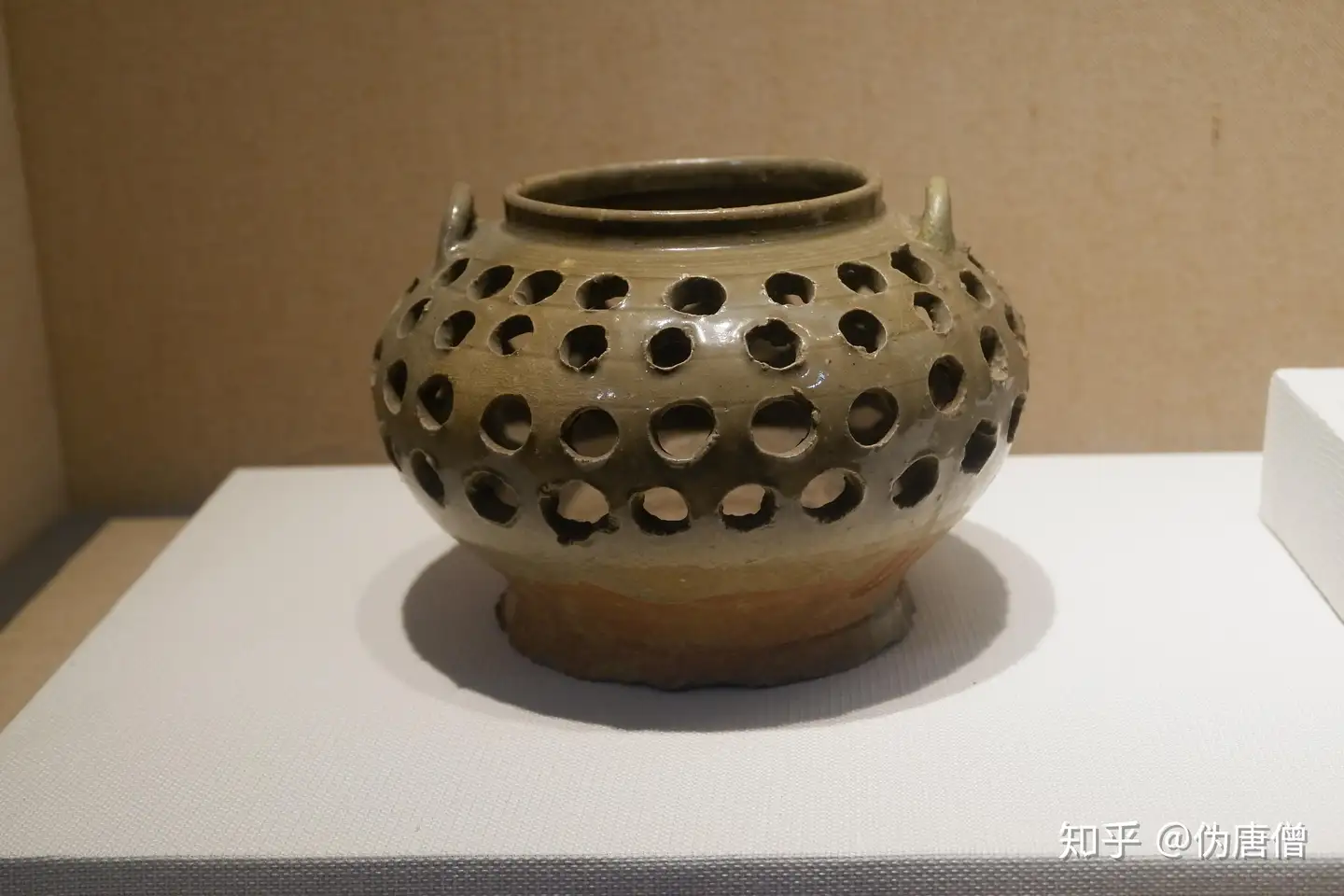 博物馆里的瓷器史”3三国吴·越窑青瓷羊尊（南京市博物馆藏） - 知乎