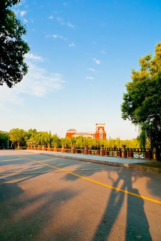 上海交通大学法律硕士、上海交通大学法律硕士复试、上海交通大学法律硕士非法学、上海交通大学法律硕士复试录取数据、上海交通大学法硕历年复试真题、上交法硕