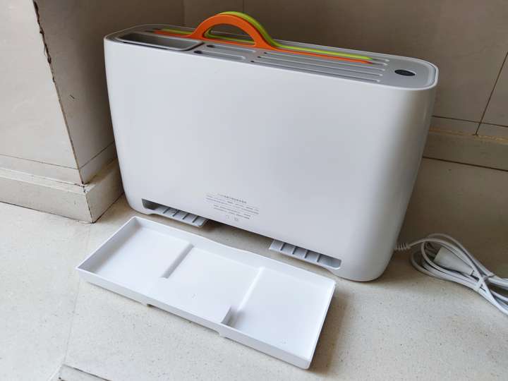 雷军推荐的厨房好物:FIVE智能刀筷砧板杀菌架,你会不会喜欢?