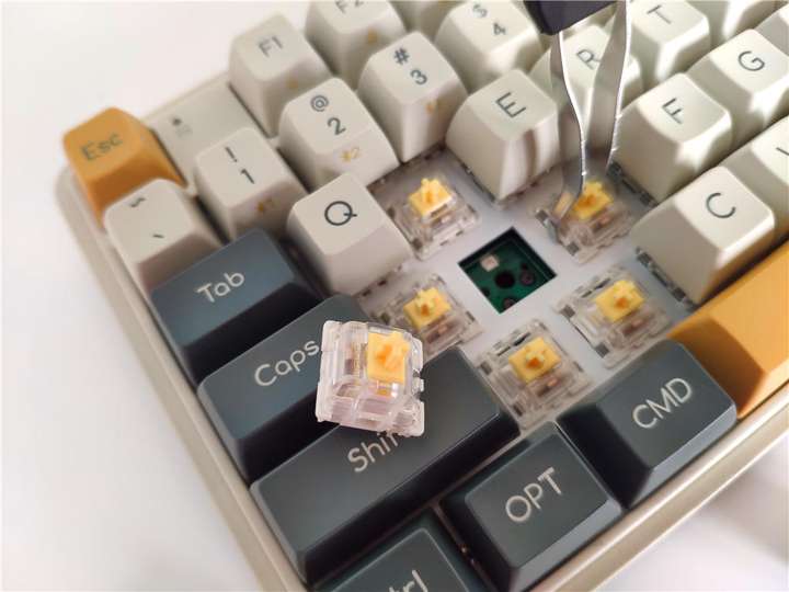 米物ART系列机械键盘 Z870：高颜值、三模兼容、超好用