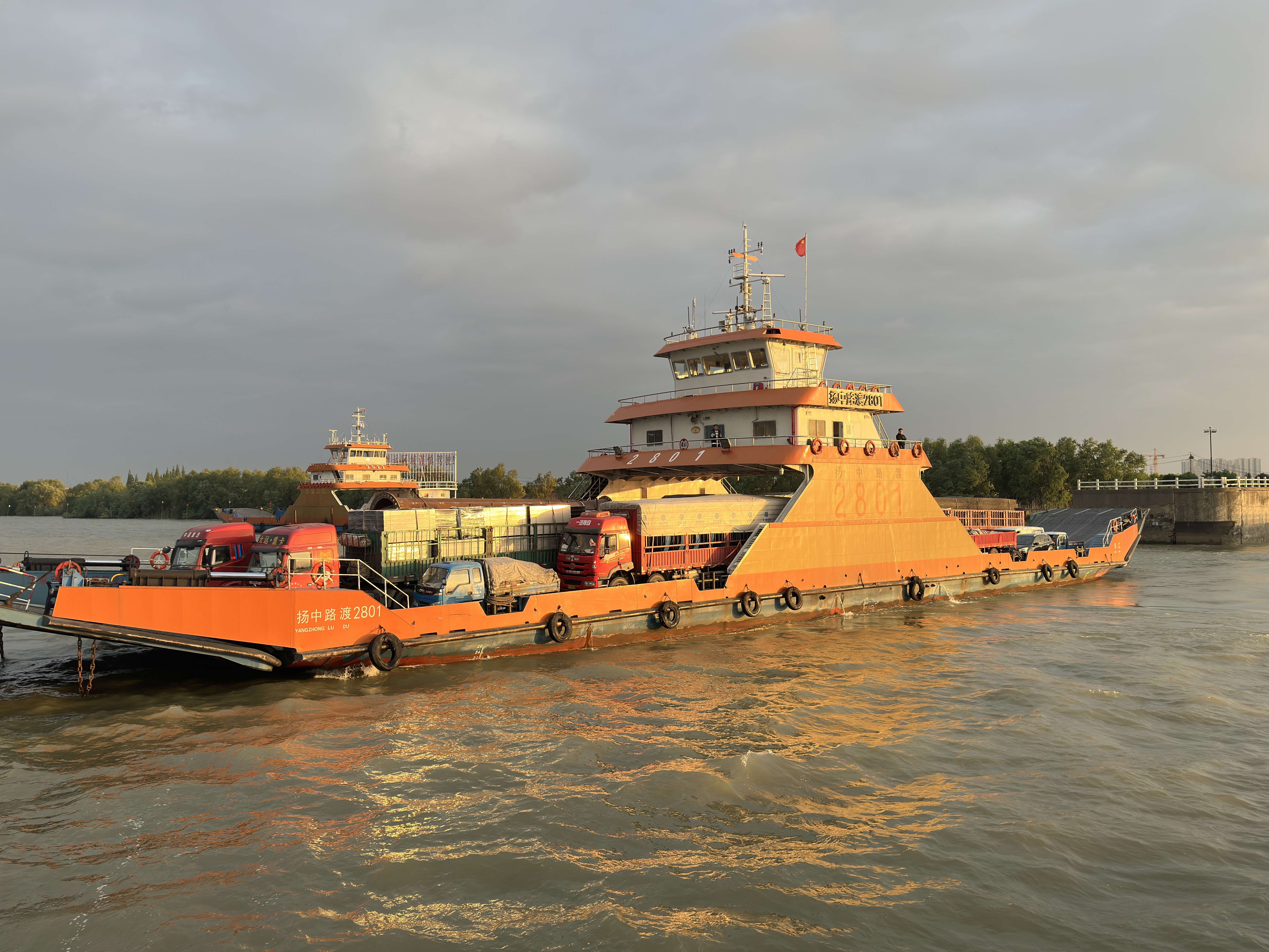 蜜芽我是小米娅 的想法: 汽渡船7615啦 | 我发现三亚的汽渡船76