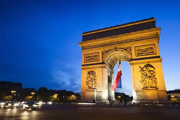 巴黎景点攻略：巴黎凯旋门(Arc de Triomphe)