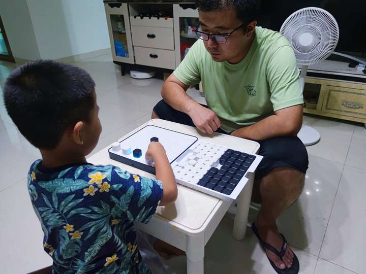 计客智能空间四子棋:有趣又智能,玩得停不下来