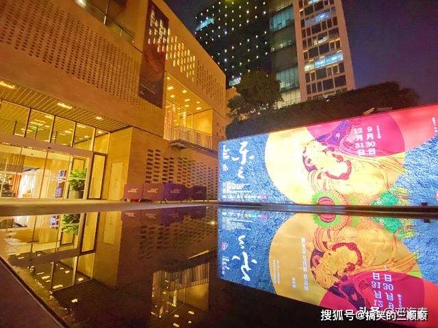 敦煌莫高窟意味着什么?是上万平米精美绝伦的壁画插图(3) 敦煌莫高窟意味着什么?是上万平米精美绝伦的壁画插图(3)