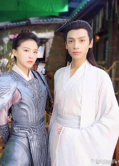 香蜜有木有像我一样,最羡慕邝露的?