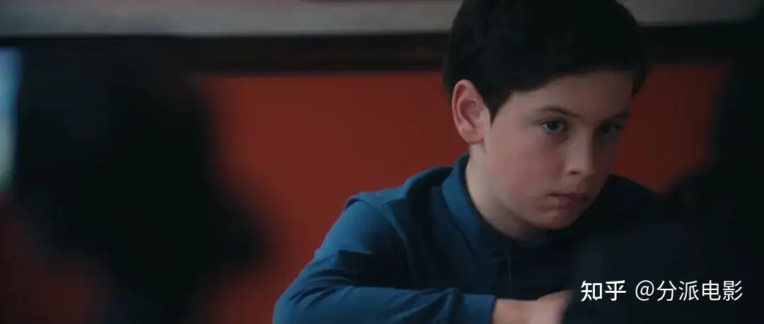 《盐沼之下》悬疑拉满！英式探案剧意外地好看