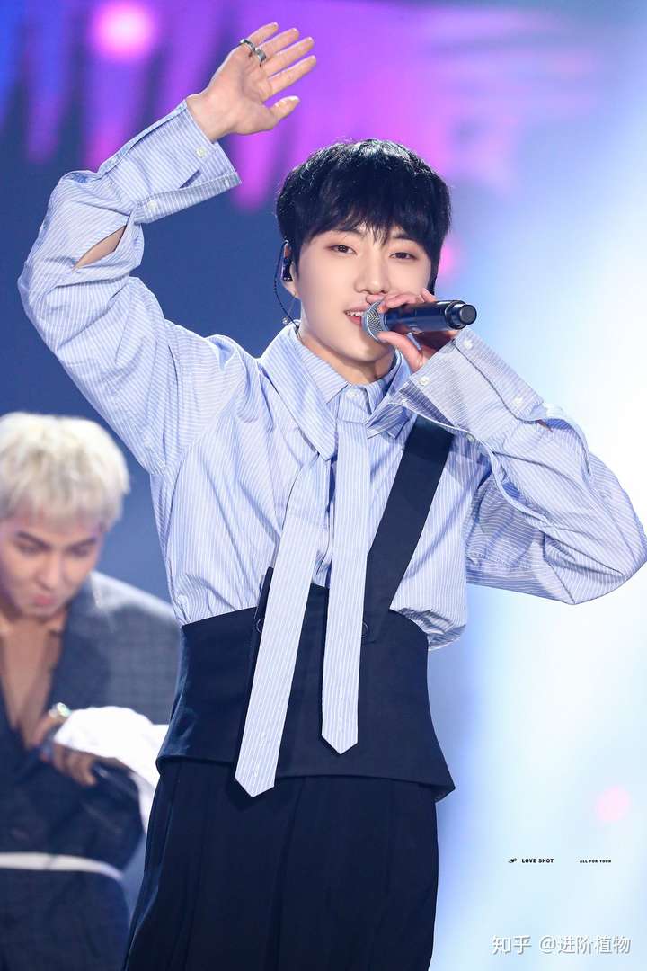 你最喜欢韩国男团谁的音色