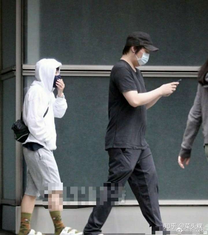 助理奇真的和阿信在一起了嗎?