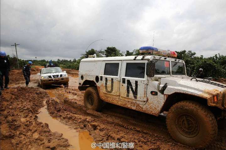 奥地利斯太尔公司生产的奔驰g350军用版,请问:陆巡在哪国是作为军车