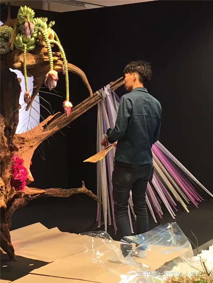 小原流五代家元 小原宏贵作品 知乎