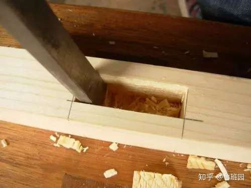 课堂 实木零部件加工过程告诉你精细的雕刻与榫卯结合从何而来 2 知乎